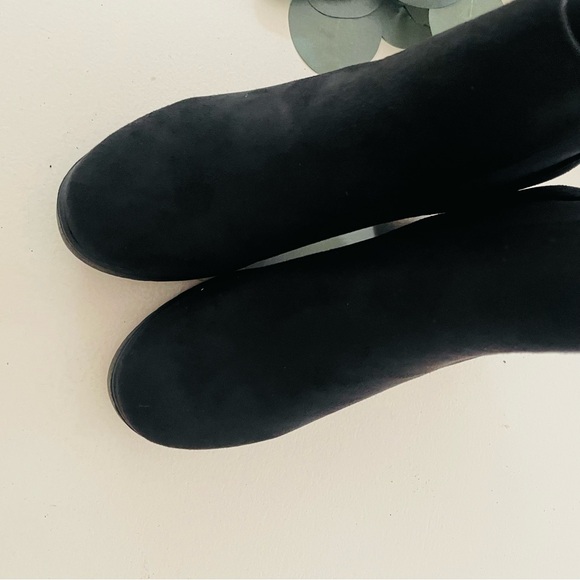 Dream Pairs Chunky Heel Chelsea Boots - Picture 3 of 10